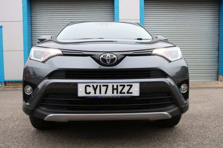Used Toyota RAV4 2017 for sale - 76416367: Photo 17