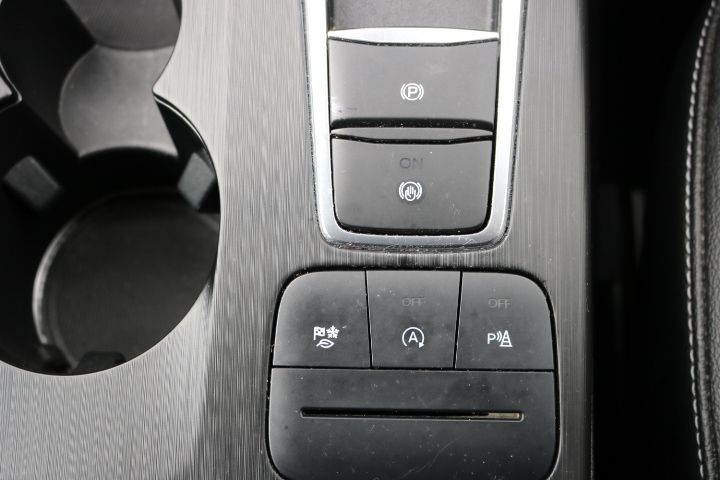 Used Ford Kuga 2022 for sale - 76355969: Photo 32