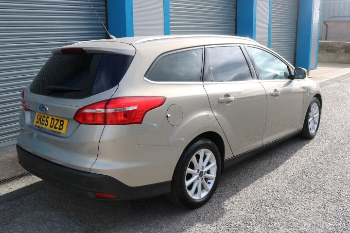 Used Ford Focus 2015 for sale - 77919236: Photo 5