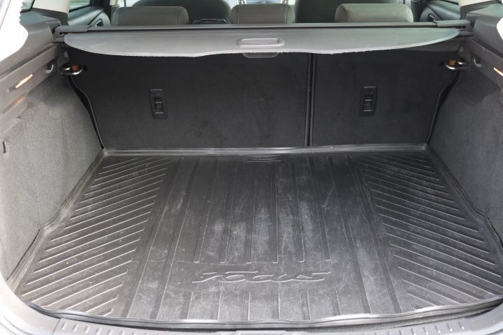 Used Ford Focus 2015 for sale - 77919236: Photo 9