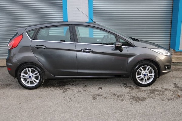 Used Ford Fiesta 2017 for sale - 72897379: Photo 4