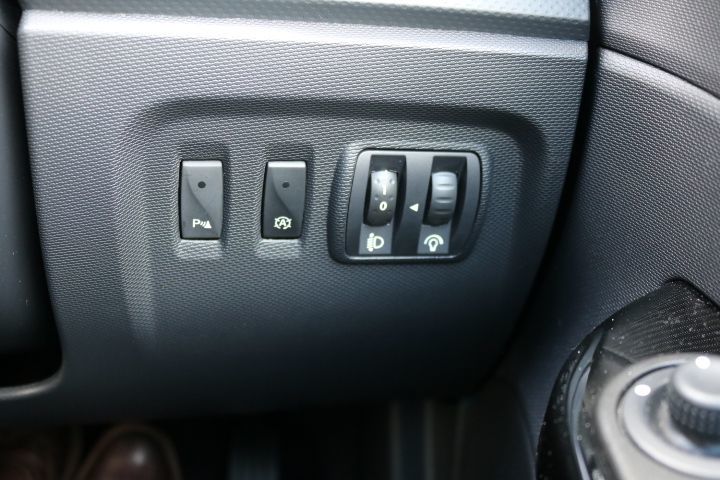 Used Renault Captur 2014 for sale - 77919228: Photo 30