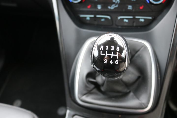 Used Ford Kuga 2017 for sale - 76565288: Photo 29