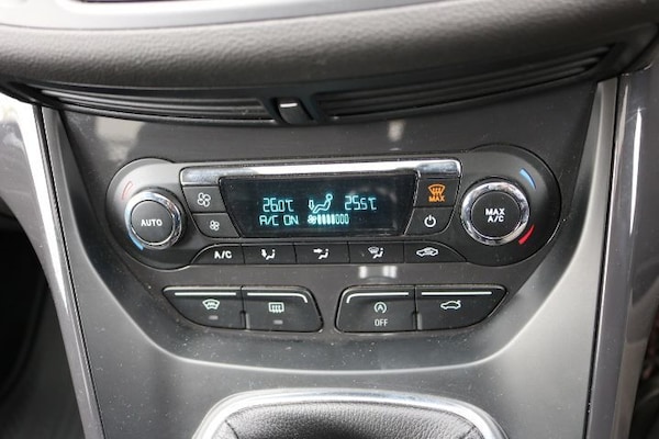 Used Ford Kuga 2016 for sale - 76279349: Photo 25