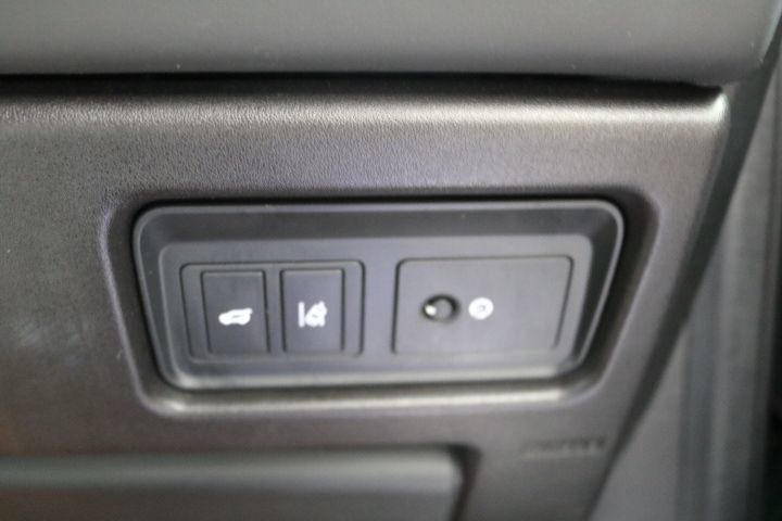 Used Land Rover Discovery Sport 2016 for sale - 77533784: Photo 40