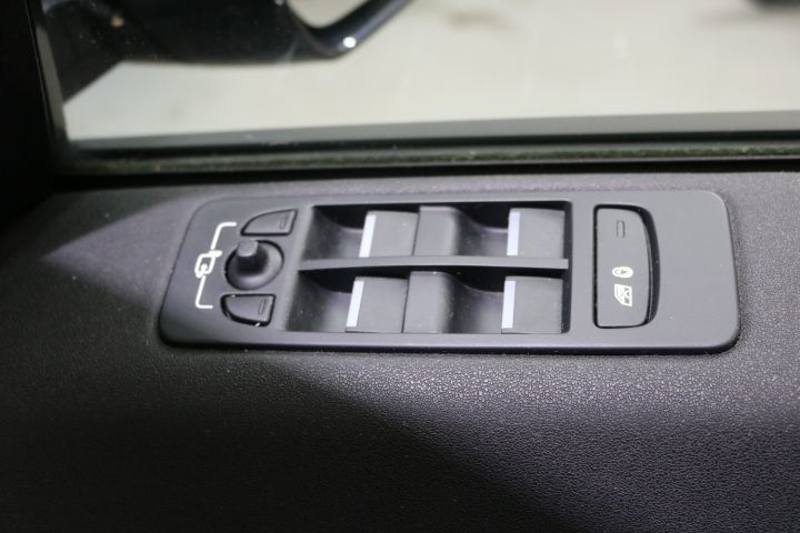 Used Land Rover Discovery Sport 2016 for sale - 77533784: Photo 55