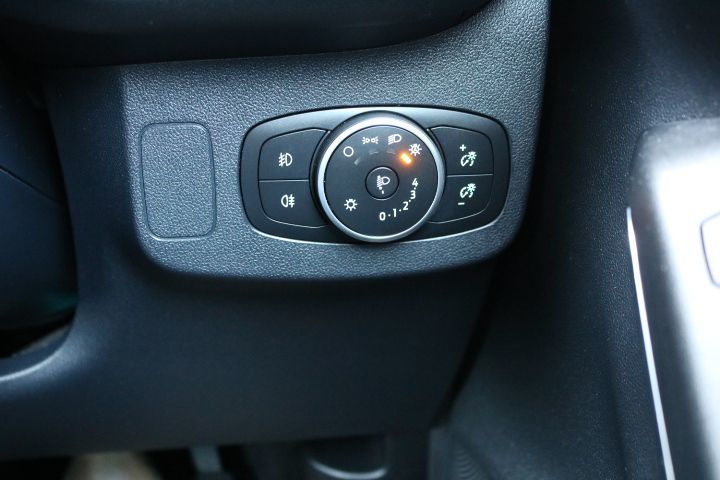 Vehicle 33