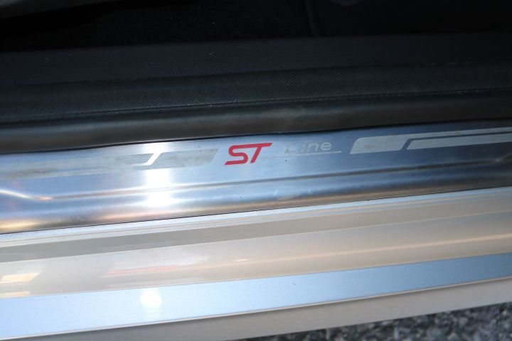 Used Ford Focus 2018 for sale - 76710691: Photo 24