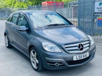 (11) - 1.5 B160 Sport CVT 5dr
