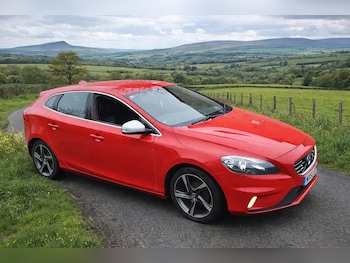 2013 - D2 R DESIGN 5dr