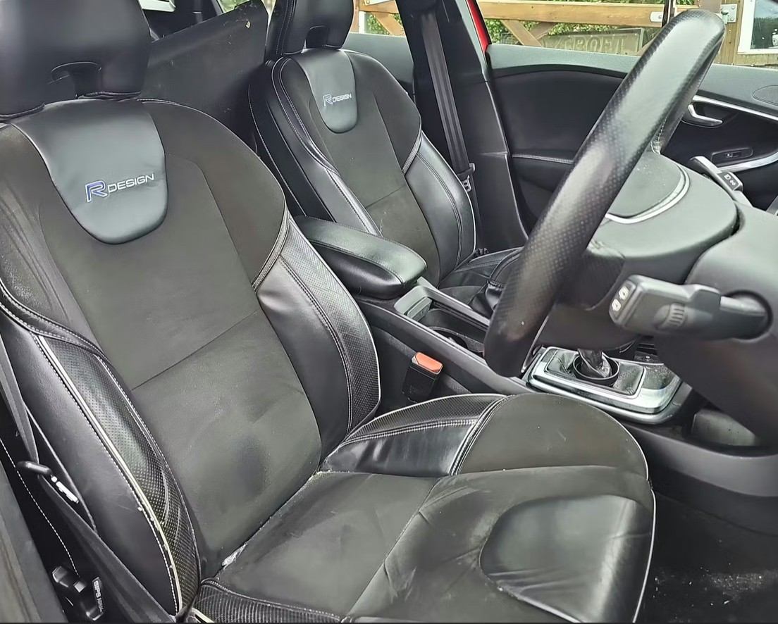 Used Volvo V40 2013 for sale - 77796884: Photo 2