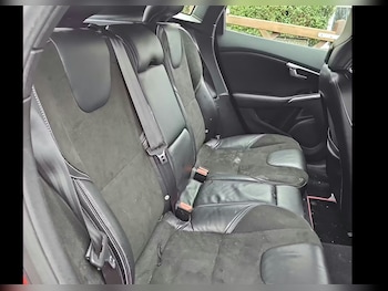 Used Volvo V40 2013 for sale - 77796884: Photo