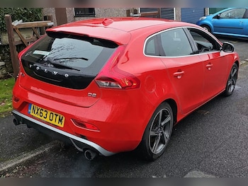 Used Volvo V40 2013 for sale - 77796884: Photo