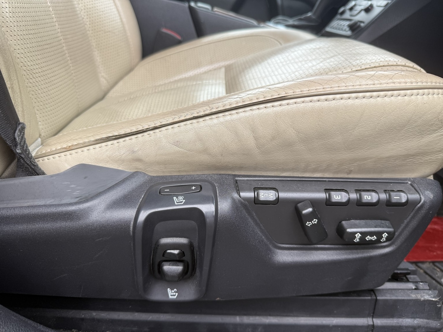 Used Volvo XC90 2008 for sale - 77395161: Photo 16