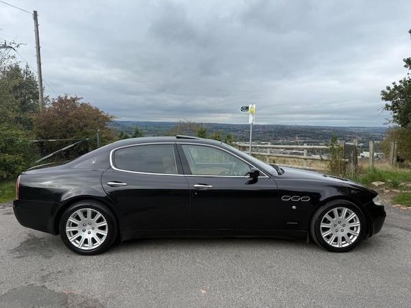 Used Maserati Quattroporte 2005 for sale - 76205652: Photo 2