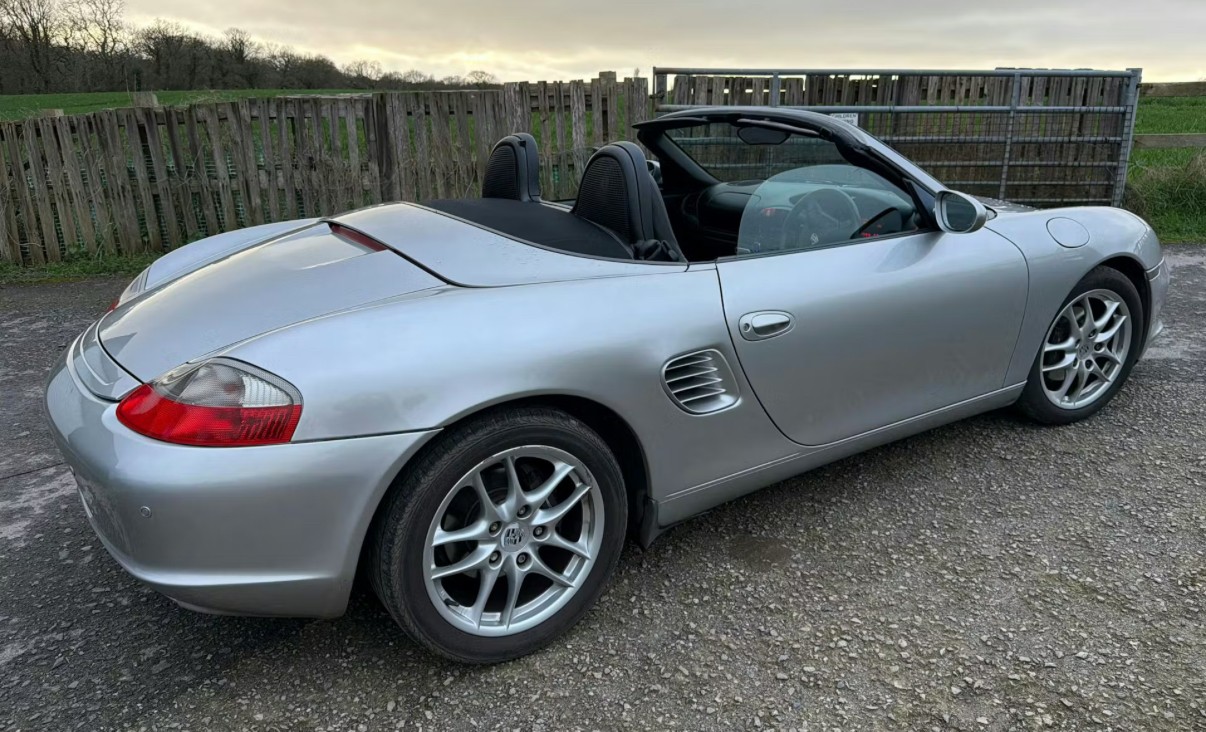 Used Porsche Boxster 2003 for sale - 78011318: Photo 2
