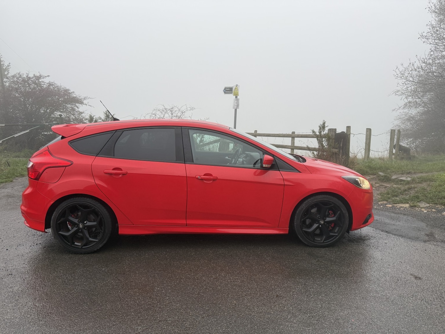 Used Ford Focus 2013 for sale - 77020565: Photo 9