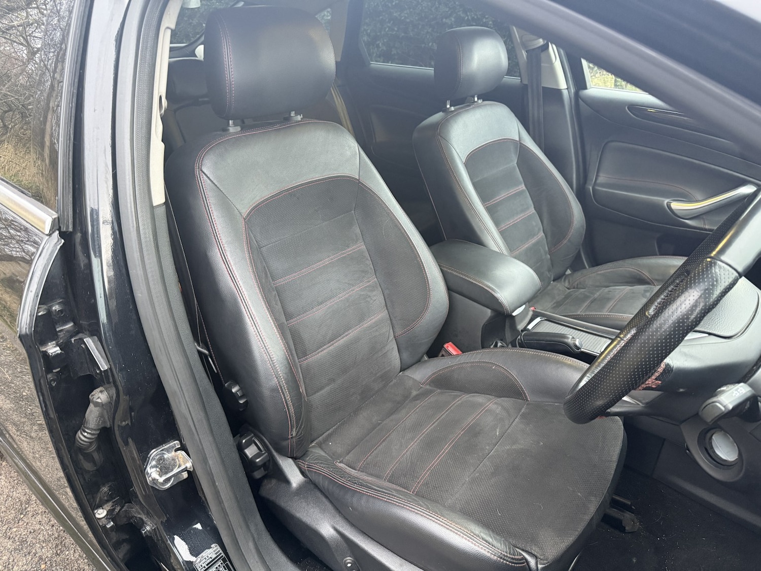 Used Ford Mondeo 2013 for sale - 77113103: Photo 12