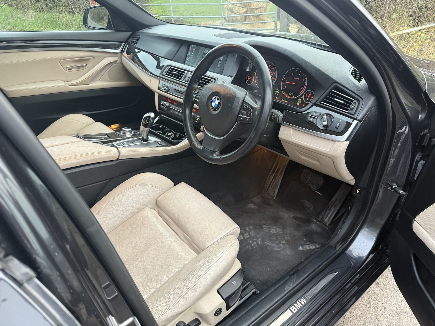 Used BMW 5 Series 2011 for sale - 78038991: Photo 12