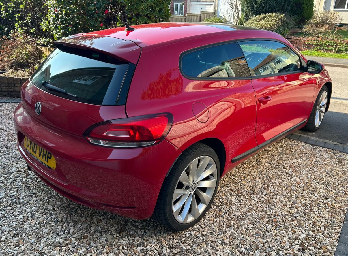 Used Volkswagen Scirocco 2010 for sale - 77796876: Photo 2