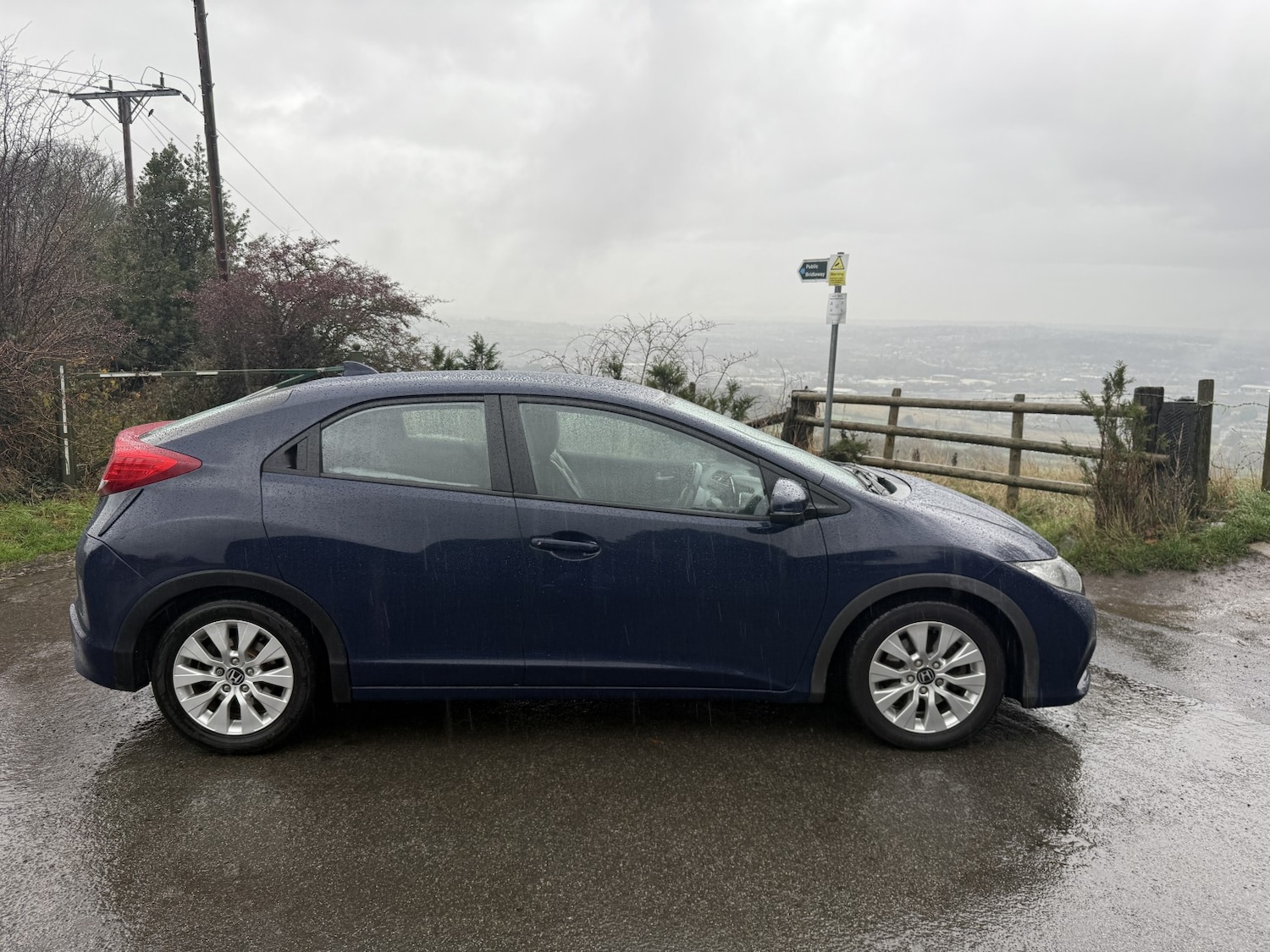 Used Honda Civic 2013 for sale - 77073097: Photo 2