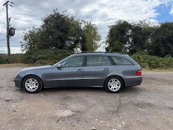 Used Mercedes-Benz E-Class 2009 for sale - 75731213: Photo