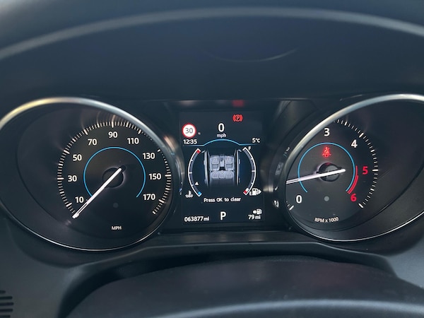 Used Jaguar XF 2016 for sale - 74993816: Photo 17