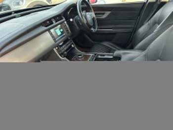 Used Jaguar XF 2016 for sale - 74993816: Photo