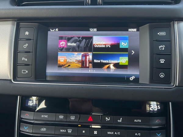 Used Jaguar XF 2016 for sale - 74993816: Photo 45