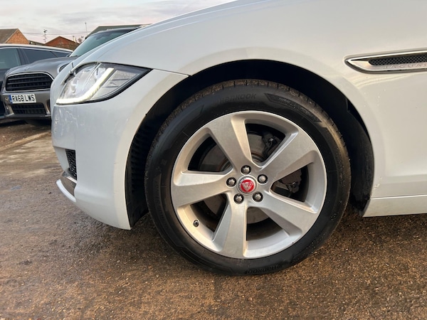 Used Jaguar XF 2016 for sale - 74993816: Photo 47