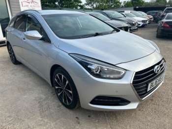 2016 (16) - 1.7 CRDi Blue Drive SE Nav Business Tourer DCT Euro 6 (s/s) 5dr