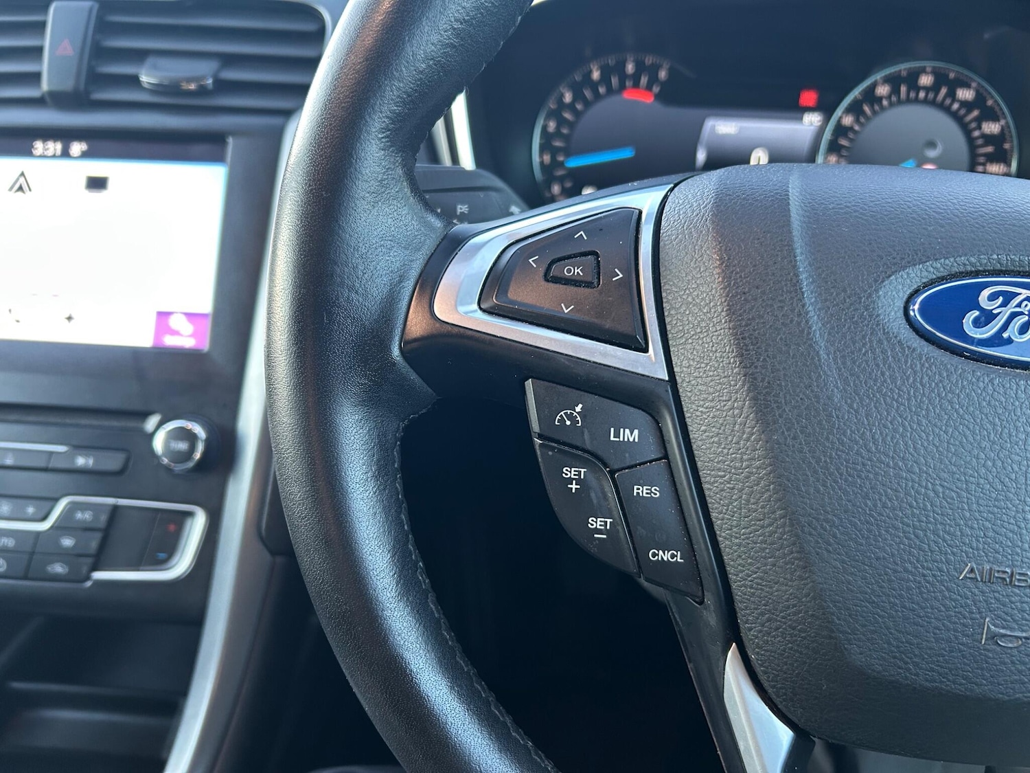 Used Ford Mondeo 2017 for sale - 76783330: Photo 16