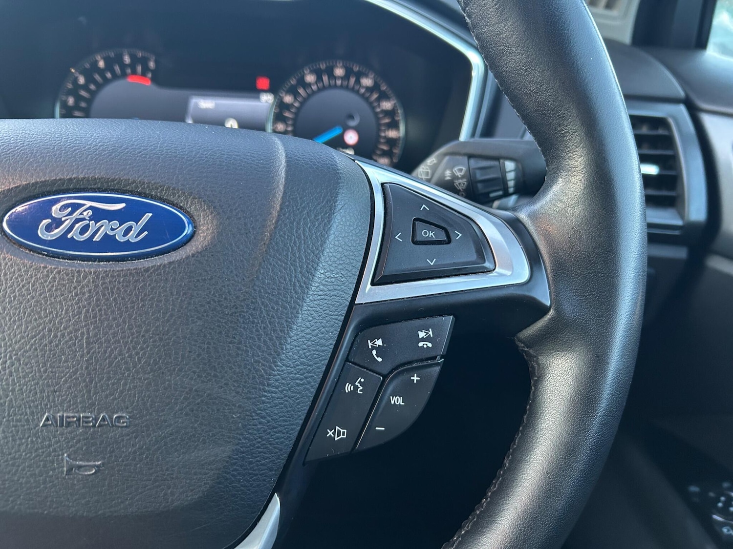 Used Ford Mondeo 2017 for sale - 76783330: Photo 17