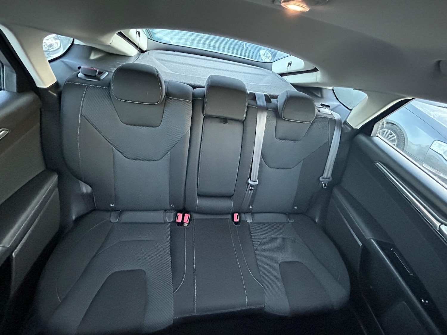 Used Ford Mondeo 2017 for sale - 76783330: Photo 25