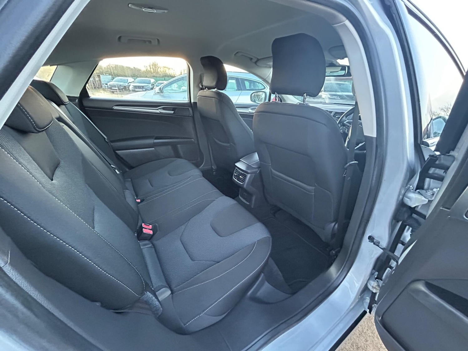 Used Ford Mondeo 2017 for sale - 76783330: Photo 30