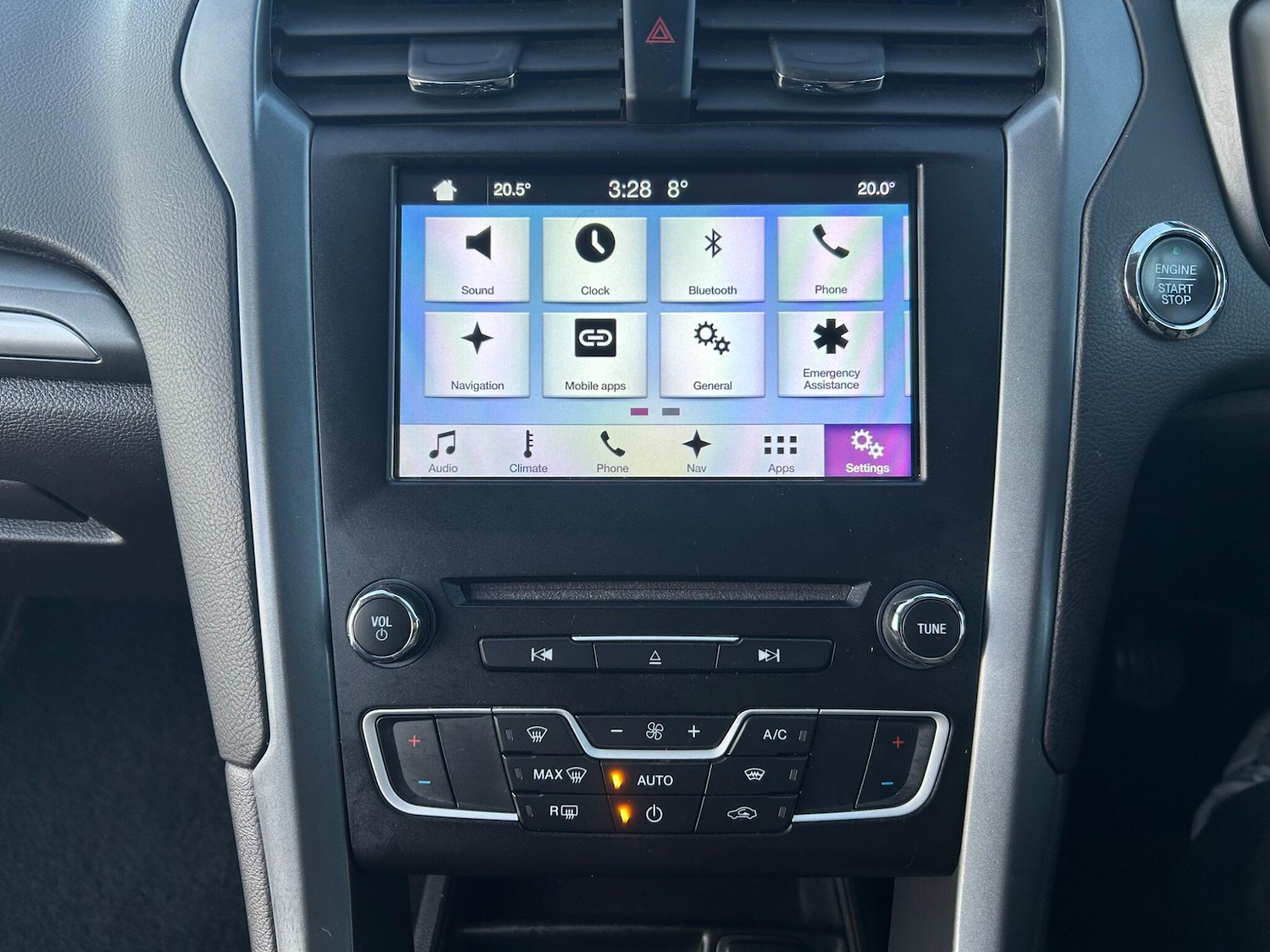 Used Ford Mondeo 2017 for sale - 76783330: Photo 32