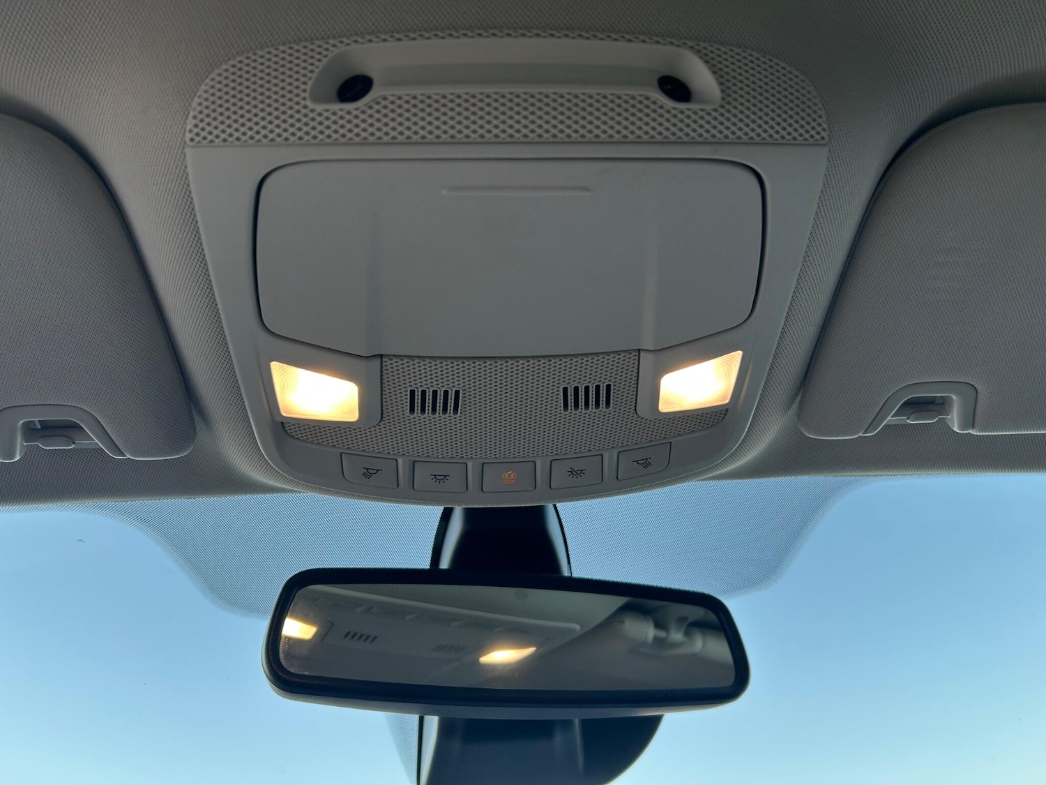 Used Ford Mondeo 2017 for sale - 76783330: Photo 45