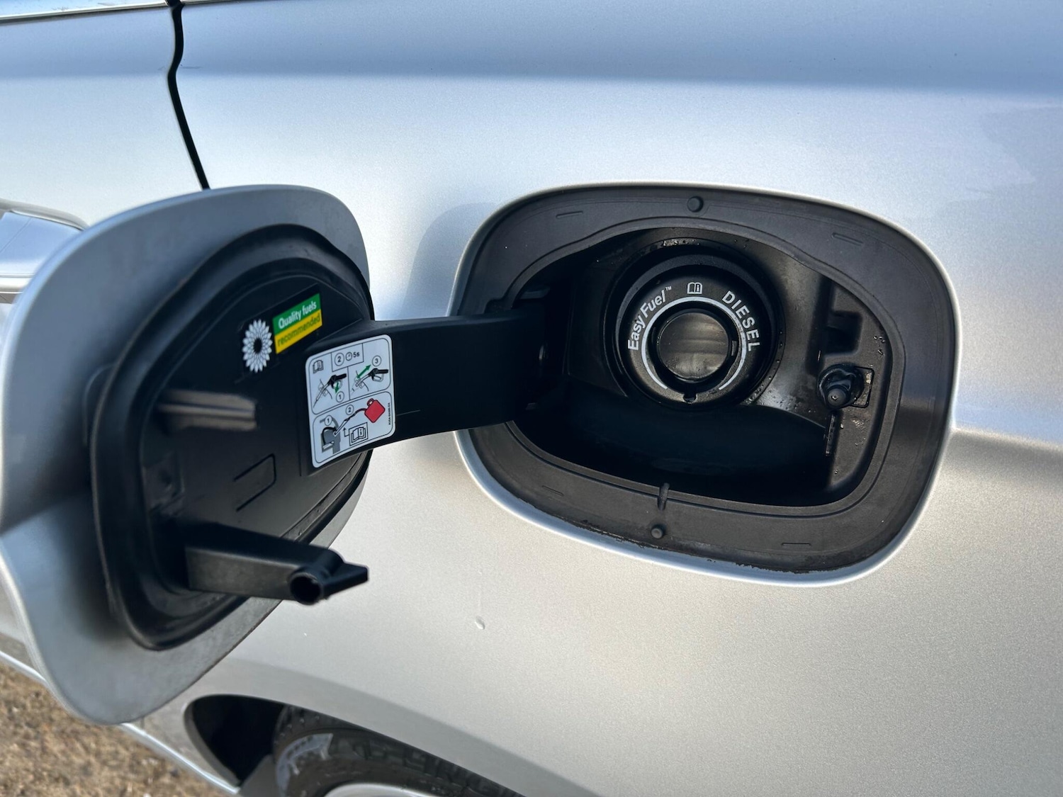 Used Ford Mondeo 2017 for sale - 76783330: Photo 46