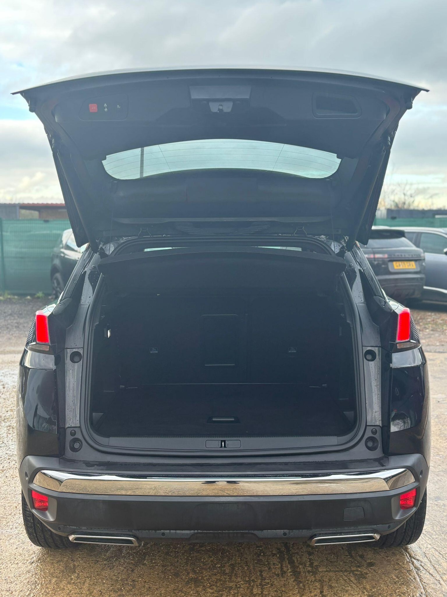 Used Peugeot 3008 2017 for sale - 77045778: Photo 21