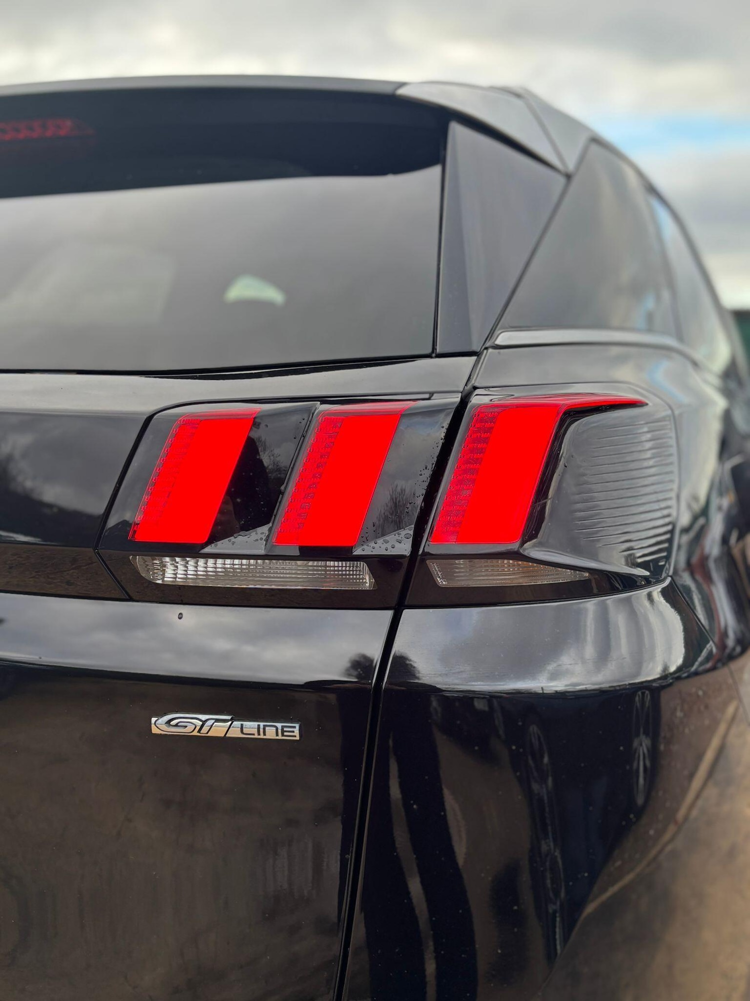 Used Peugeot 3008 2017 for sale - 77045778: Photo 30