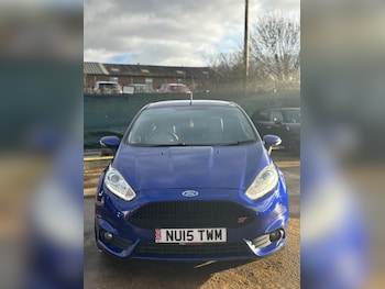 Used Ford Fiesta 2015 for sale - 77236217: Photo