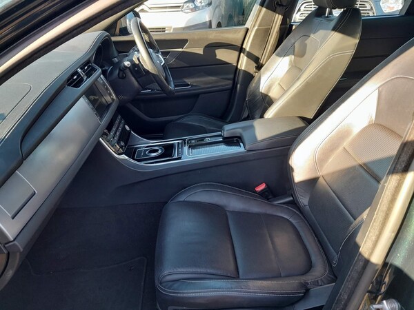 Used Jaguar XF 2016 for sale - 72082635: Photo 19