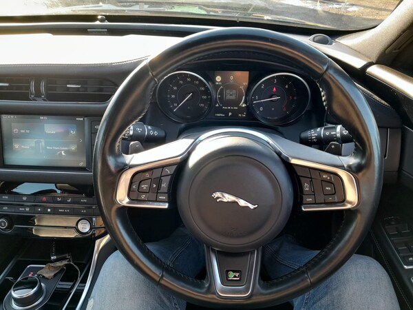 Used Jaguar XF 2016 for sale - 72082635: Photo 23