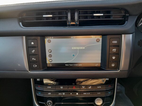 Used Jaguar XF 2016 for sale - 72082635: Photo 34