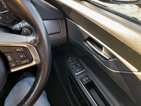 Used Jaguar XF 2016 for sale - 72082635: Photo 41