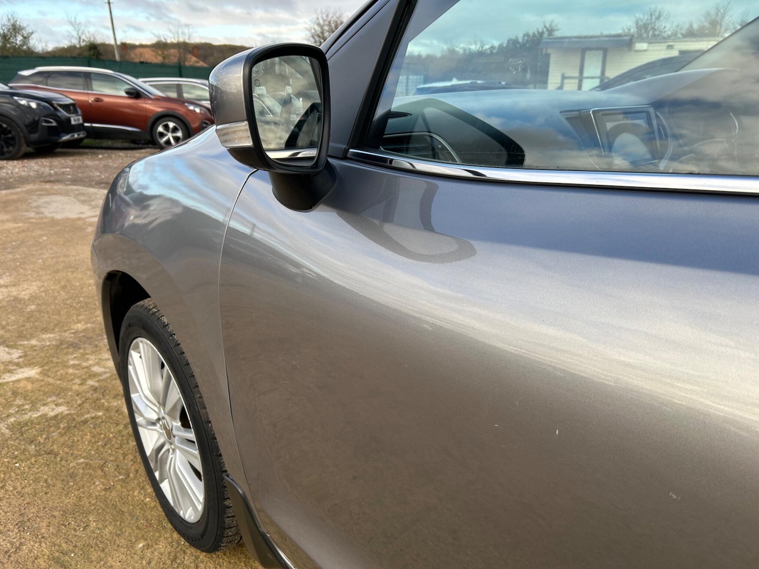 Used Suzuki Baleno 2017 for sale - 76798656: Photo 37