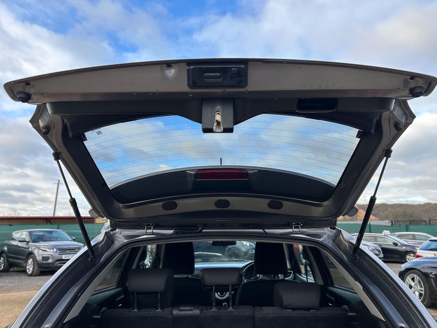 Used Suzuki Baleno 2017 for sale - 76798656: Photo 46