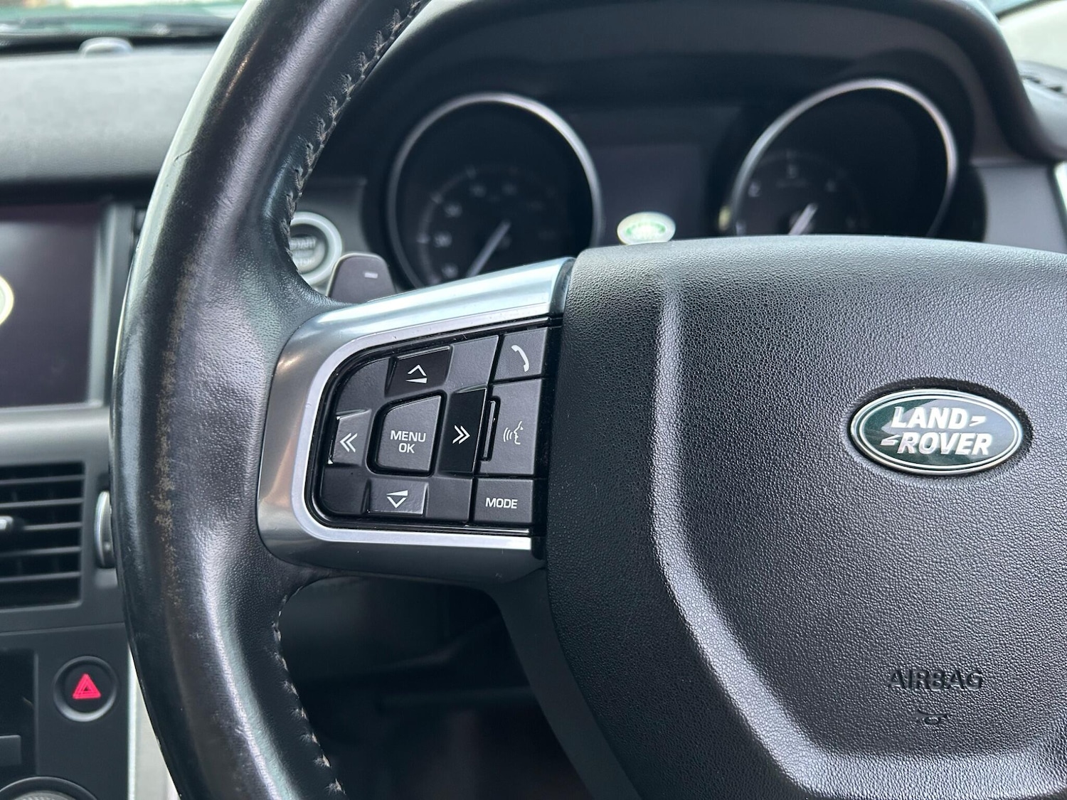 Used Land Rover Discovery Sport 2017 for sale - 76798651: Photo 16