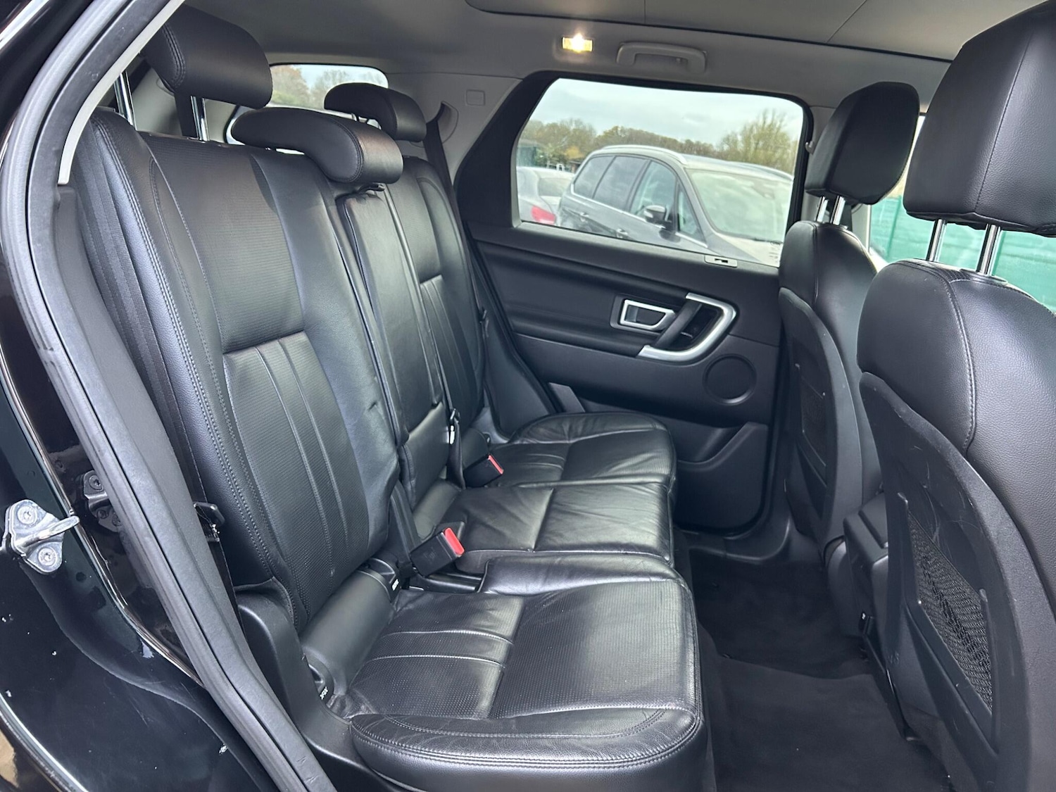 Used Land Rover Discovery Sport 2017 for sale - 76798651: Photo 23