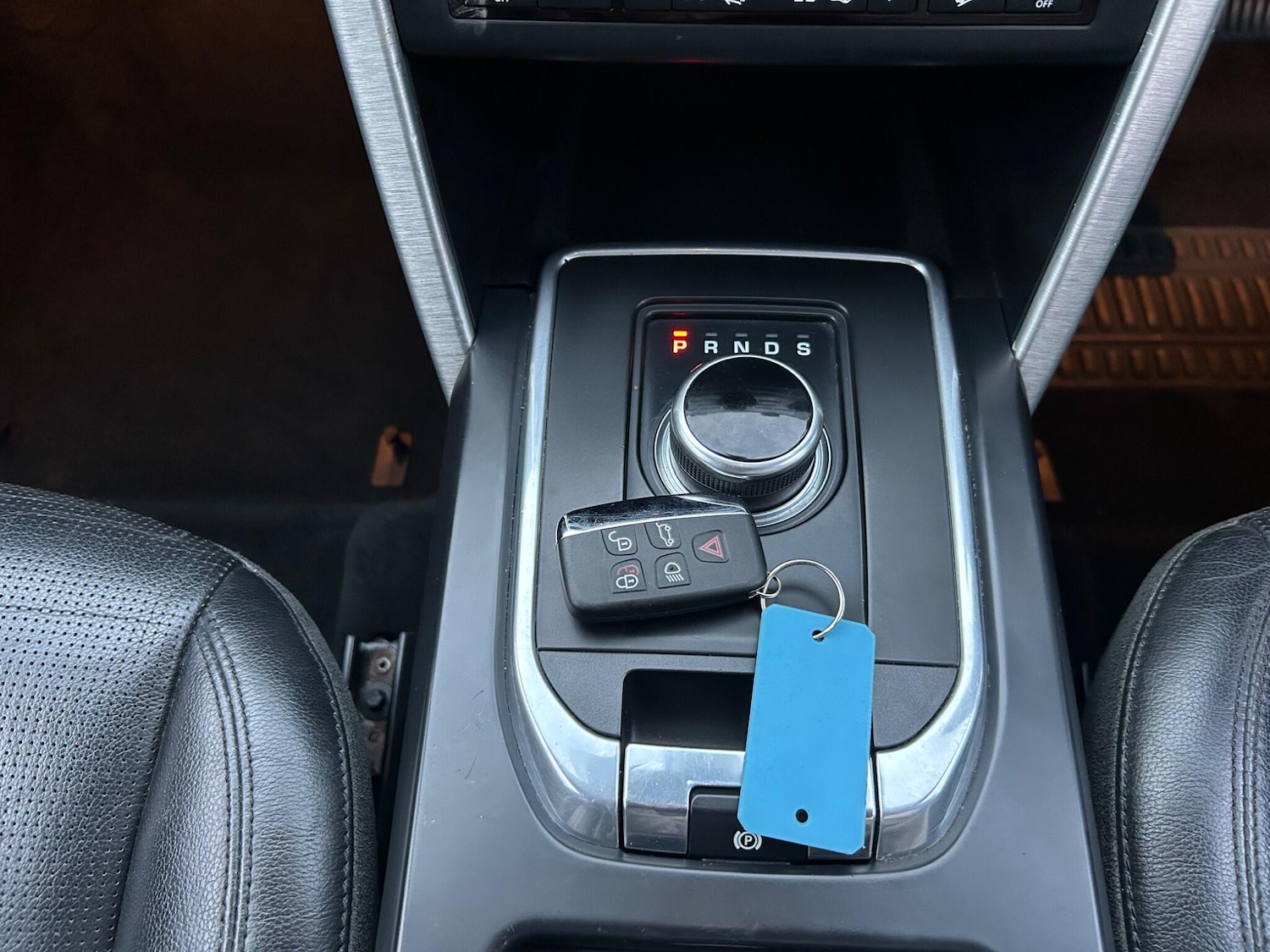 Used Land Rover Discovery Sport 2017 for sale - 76798651: Photo 6